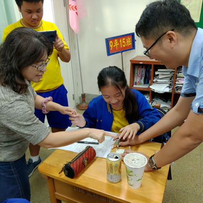 10/23 北新國中-人體導電DIY